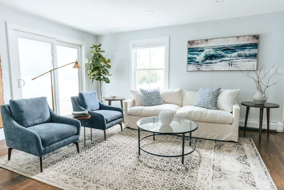 "Great place great vibes great location." - Ryan | October 2022