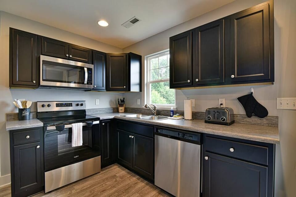 Fully equipped kitchen with all new stainless steel appliances