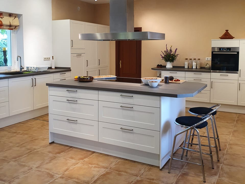 The kitchen was installed in 2022 and is fully equiped.
