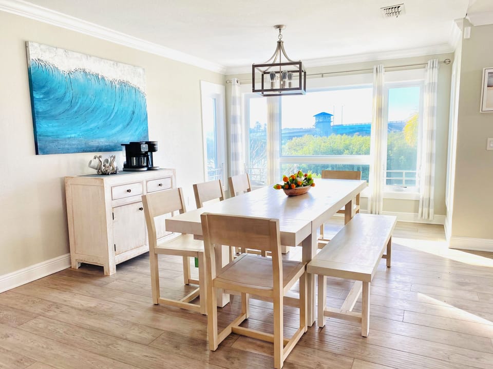 Dining table and coffee station overlooking the intercostal waterway.