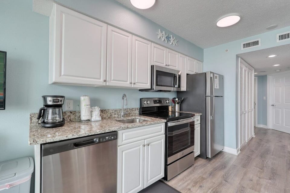 Updated Granite Kitchen Counters