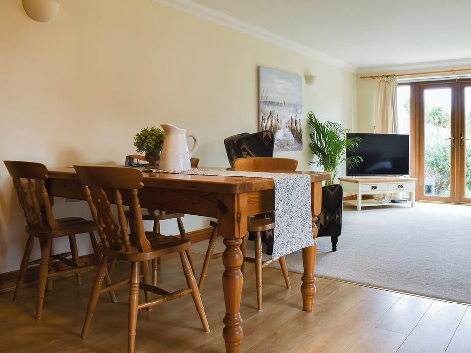 Dining room | Maverhurst, Bracklesham Bay