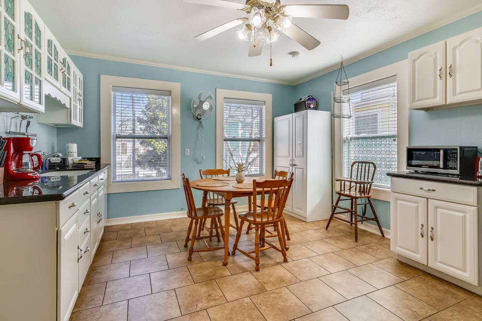 Kitchen Nook