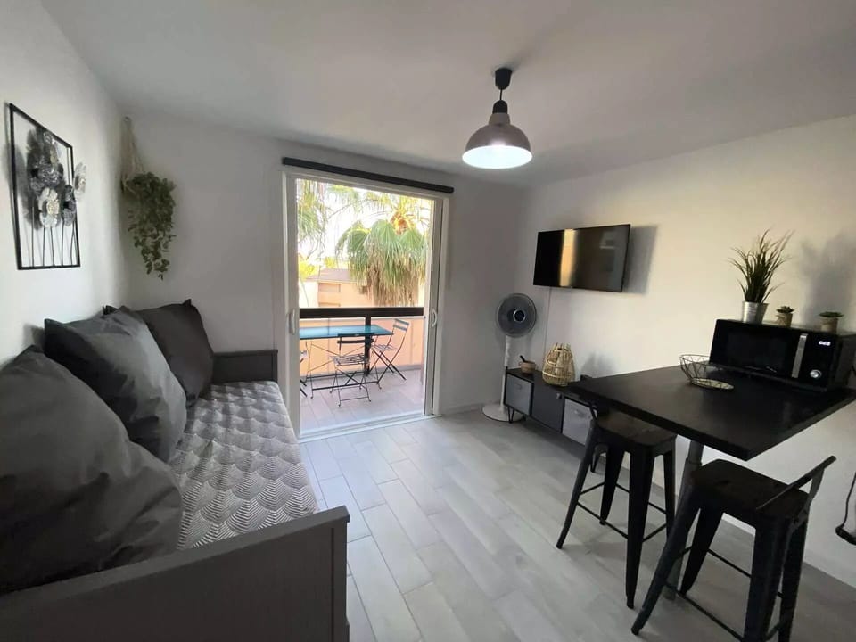 Cape Verde Residence - New 4 bed luxury apartment in Six Fours Les Plages Apartment in Six-Fours-les-Plages