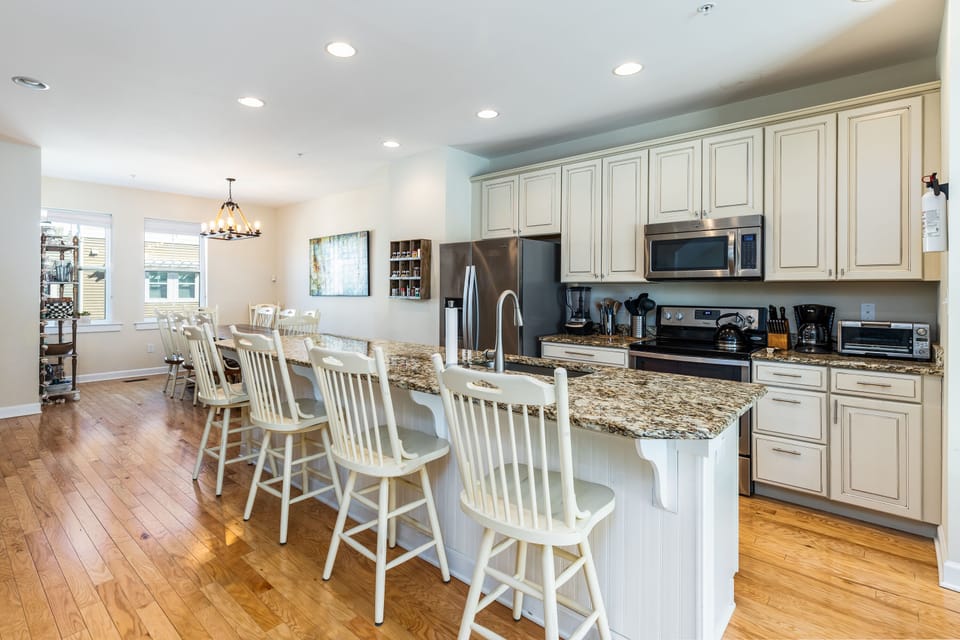 Huge counter-height island with seating for 4.  Great for prep and entertaining!