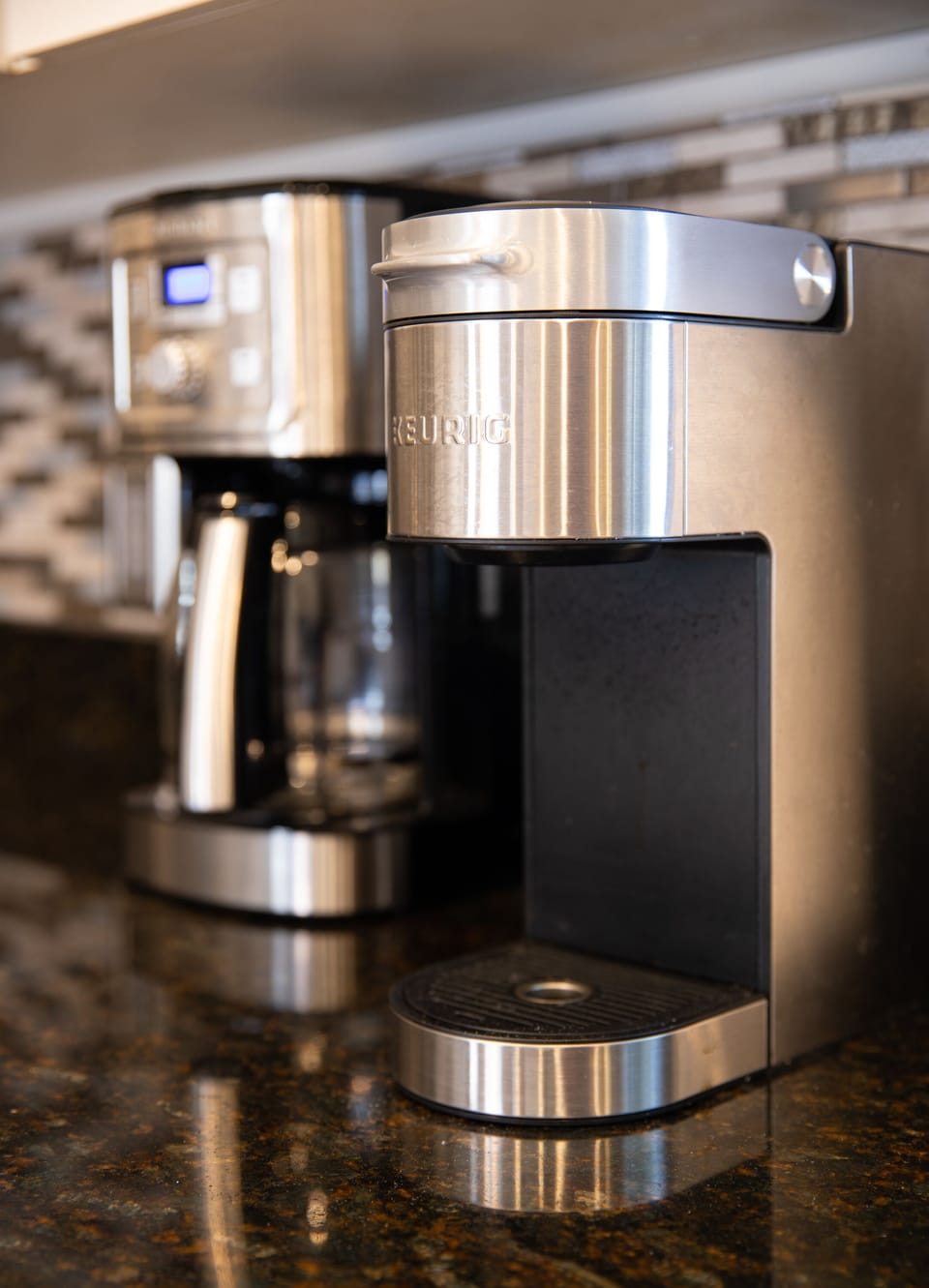 Keurigs (k-cup and coffee pot options)