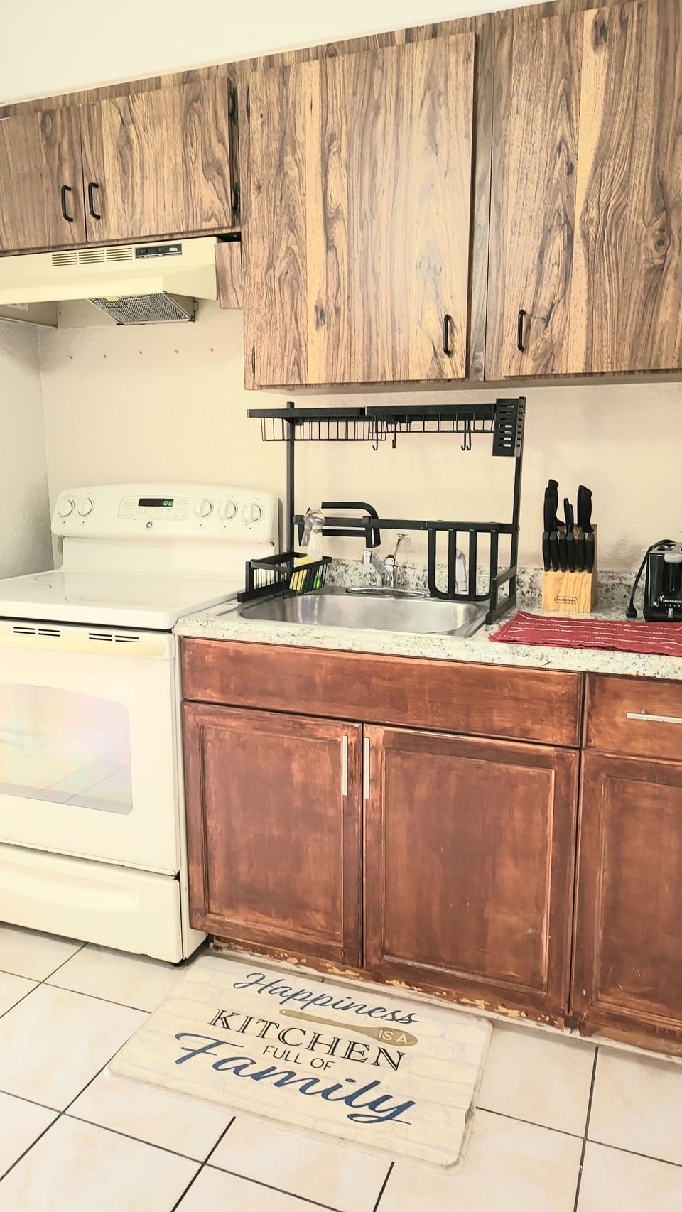 full size kitchen 