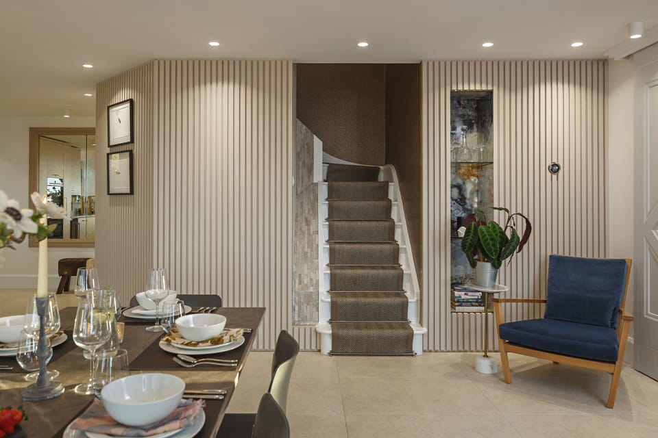 Ground floor: Access to the master bedroom