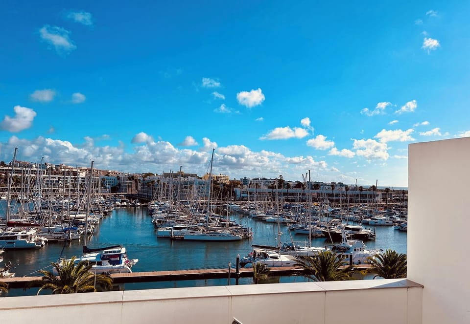 Balcony with spectacular view of Yacht Marina