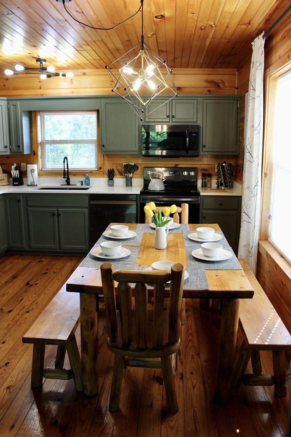 Stay in and enjoy a home-cooked meal in this well appointed kitchen.