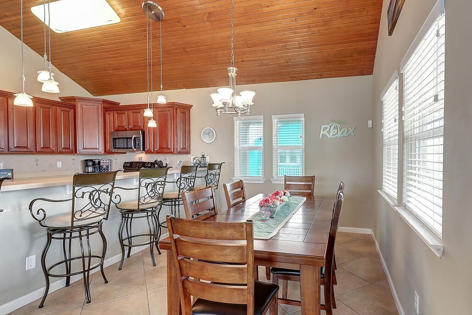 2nd Floor - Modern dining space with stylish décor