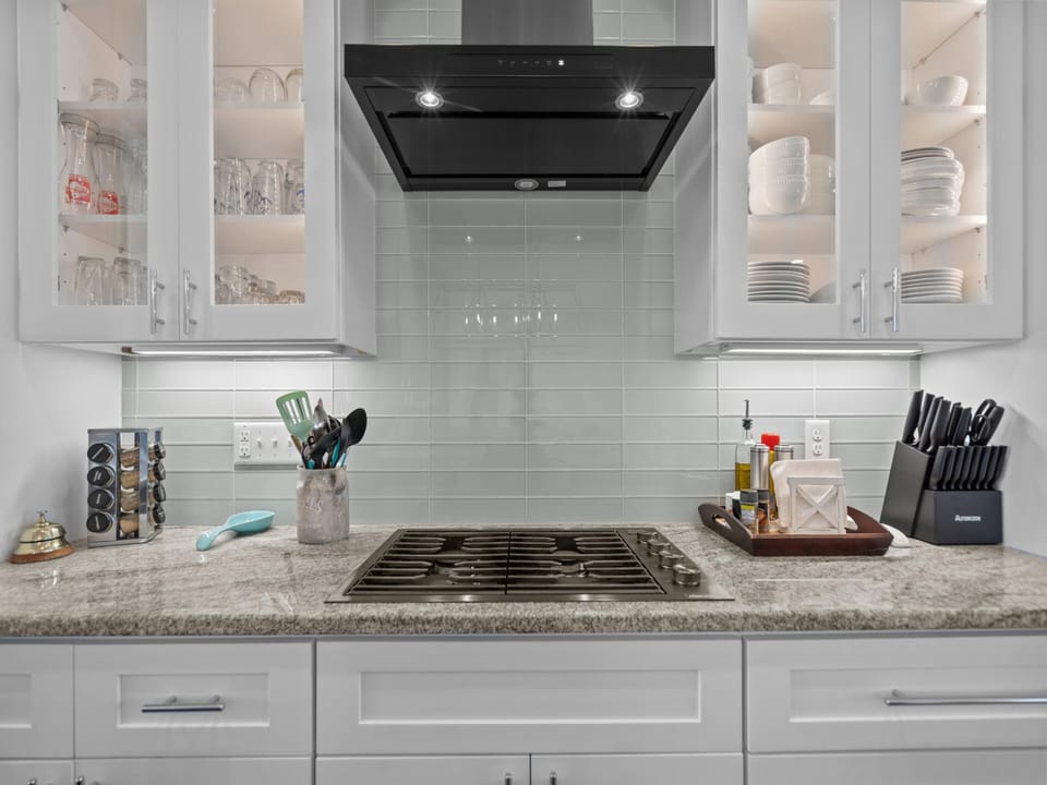 Equipped Kitchen