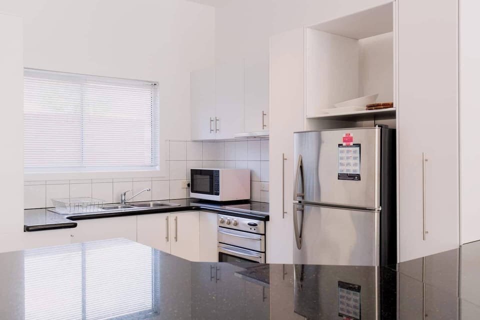 With all the necessary cooking ware, crockery, and utensils, you'll have everything you need to prepare delicious meals.

