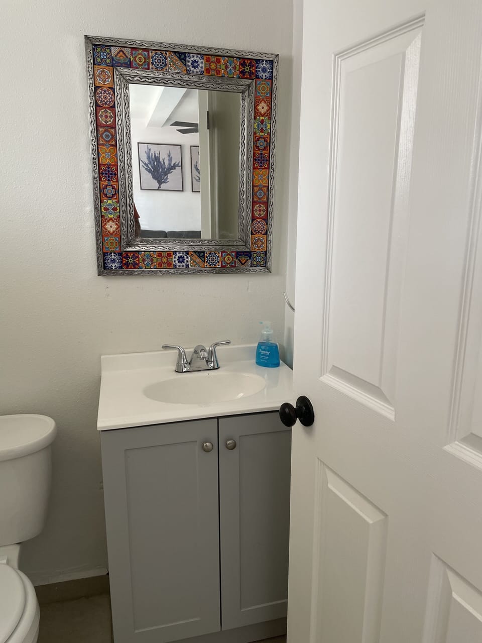 1/2 bath main floor 