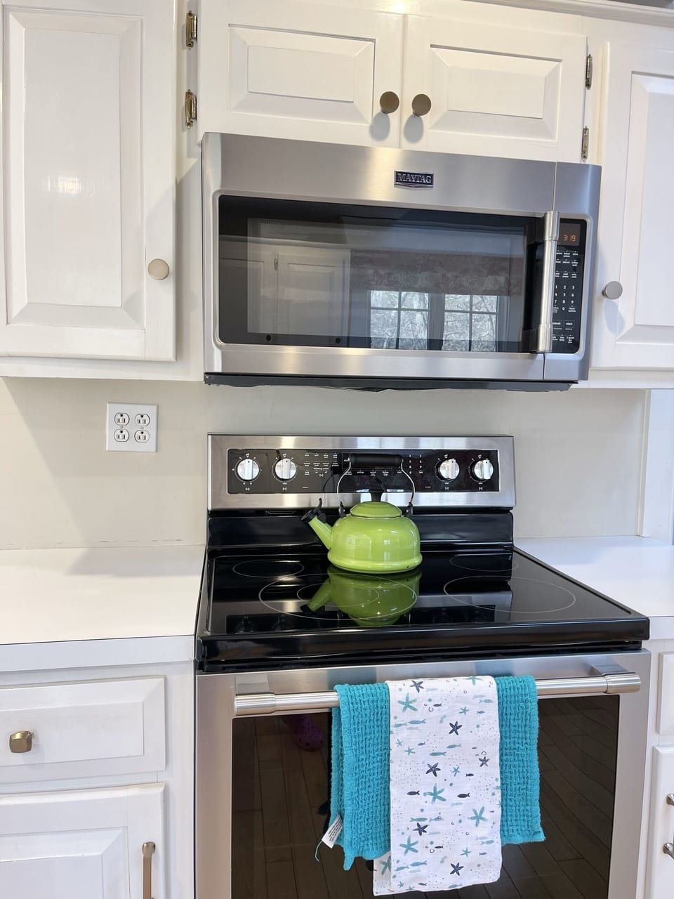 fully stocked Kitchen