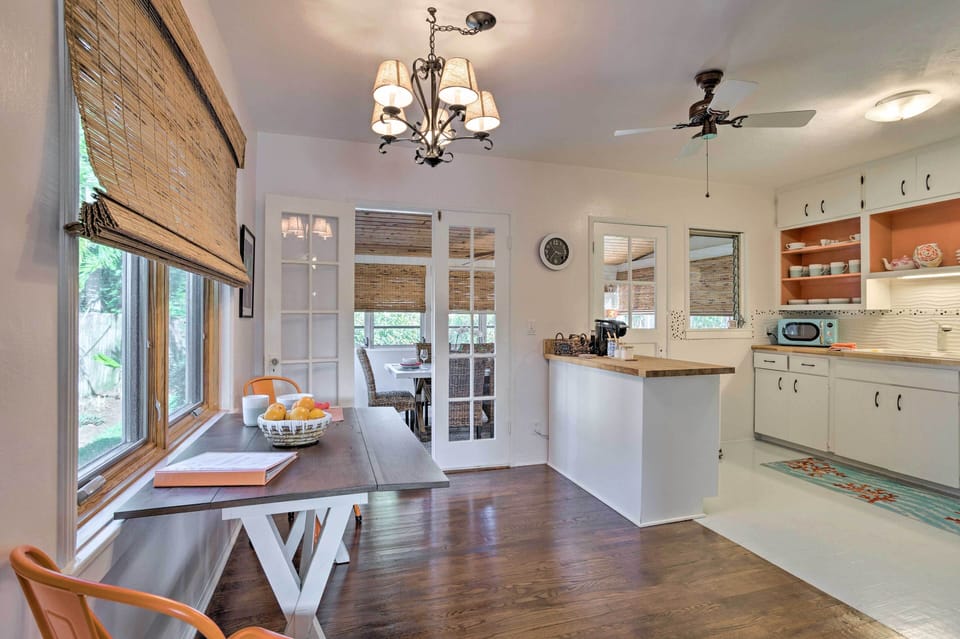 Breakfast Nook
