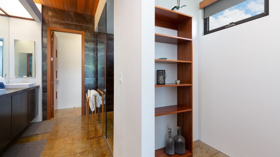 Primary ensuite #2 walk in closet