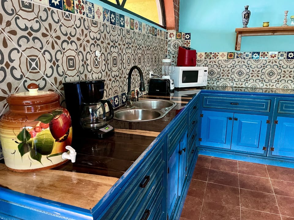 Fully equipped kitchen