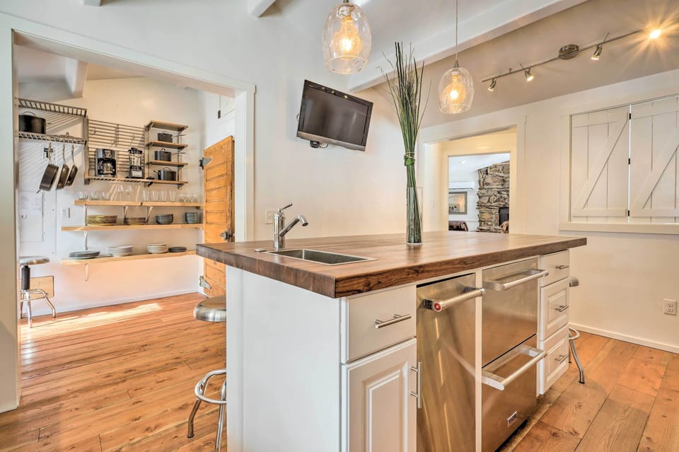 Gourmet Kitchen