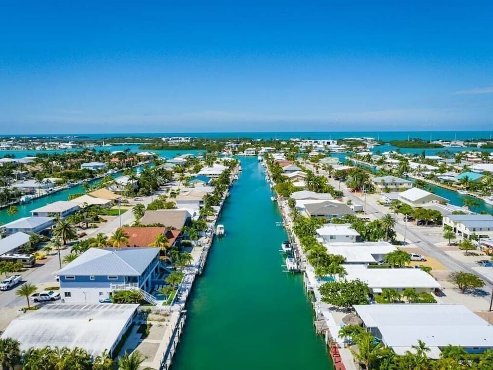 Another view of canal