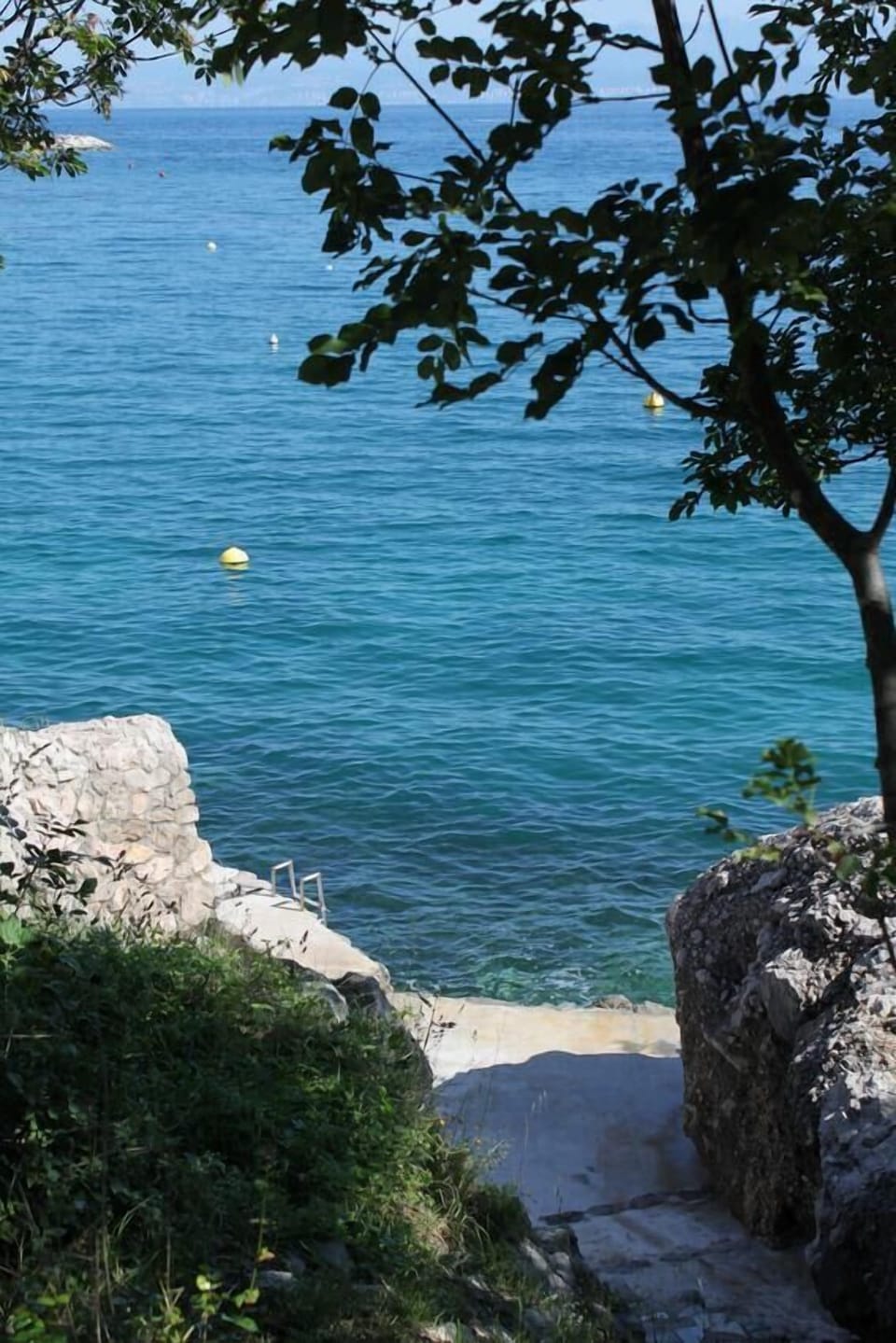 Nearby beaches
