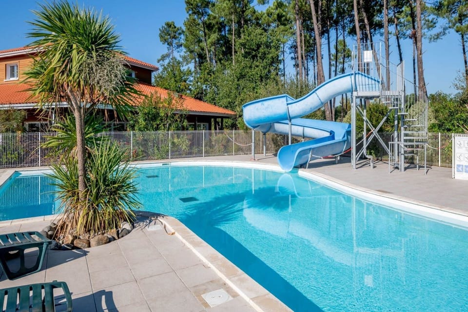 Holiday Home Swimming Pool