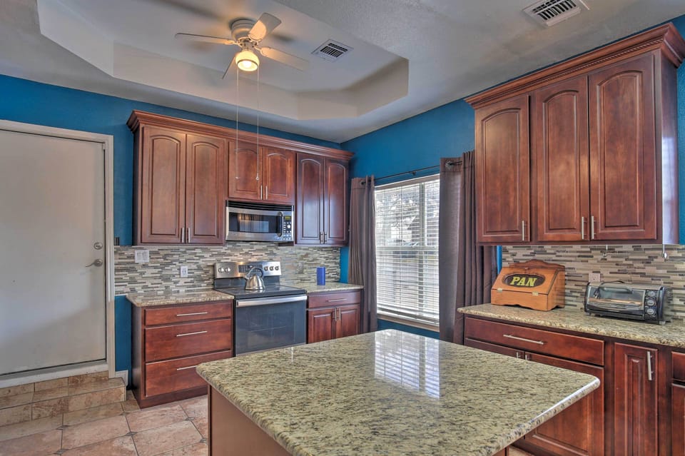 Kitchen | Cooking Basics | Drip Coffee Maker | Crockpot