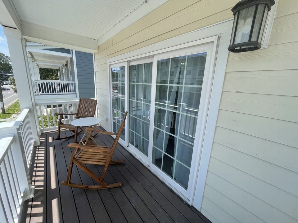2nd story deck