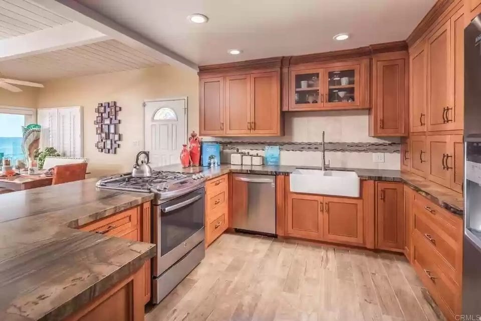 Gourmet Kitchen