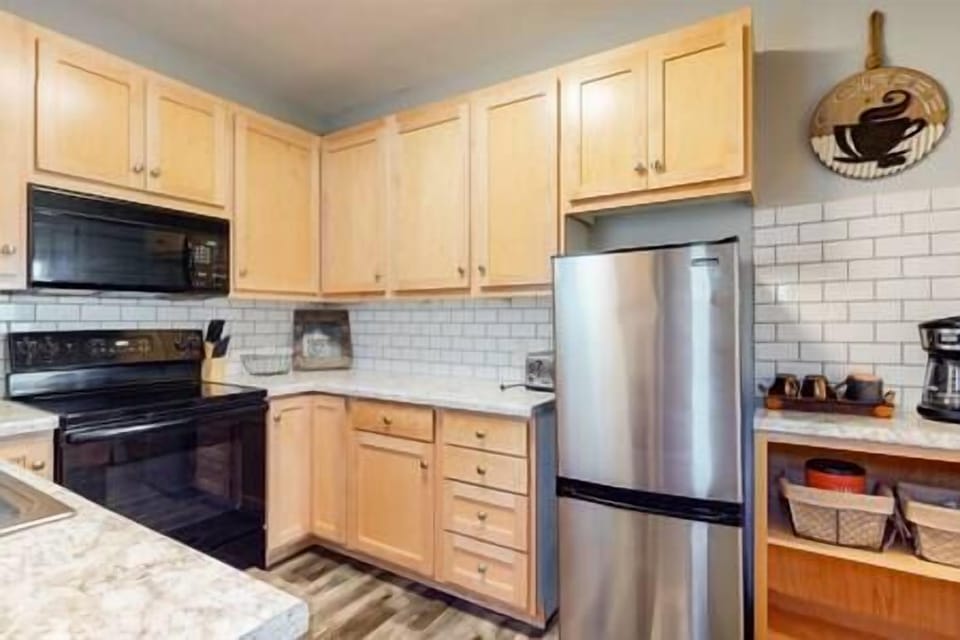 B64eb96f fe0f 4d52 be47 6e816cf99d1c