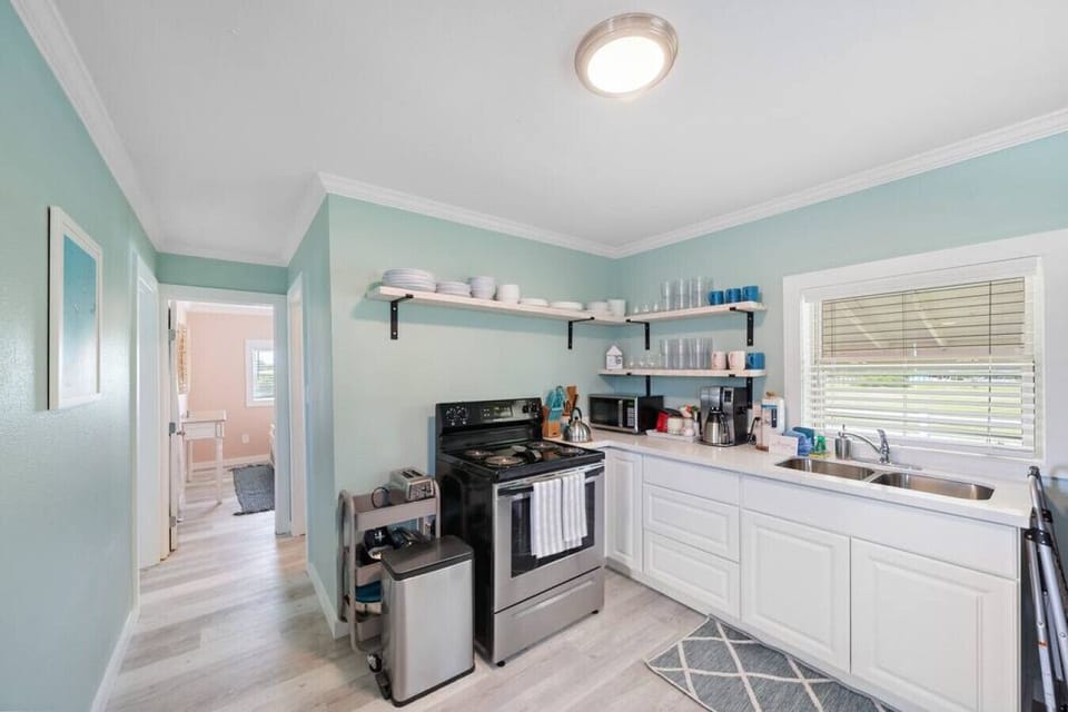 A kitchen perfect for preparing meals for the family!
