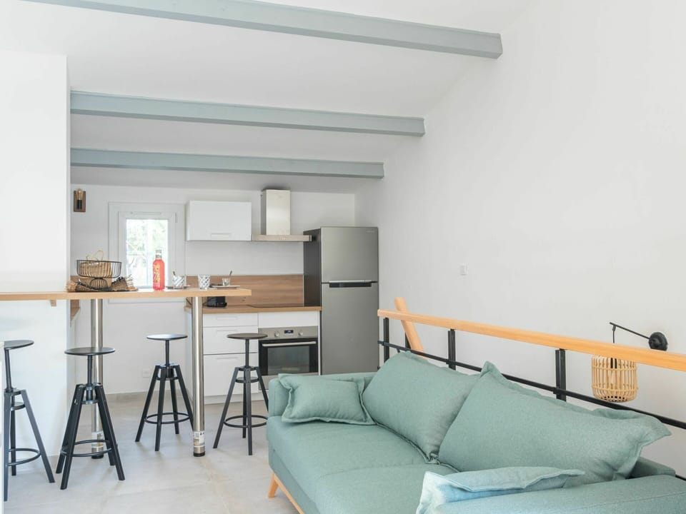 Property, Couch, Furniture, Table, Interior Design, Studio Couch, Building, Shelving, Wood