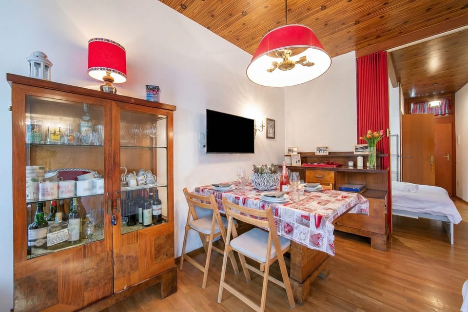 Living and dining room