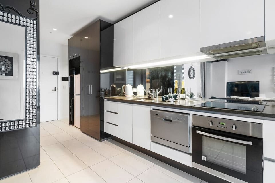 Fully equipped kitchen:- Everything you need to cook a meal- Dishwasher- Microwave is on top of the fridge/freezer