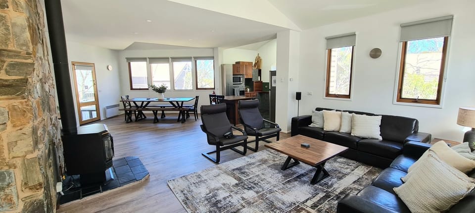 Upstairs lounge