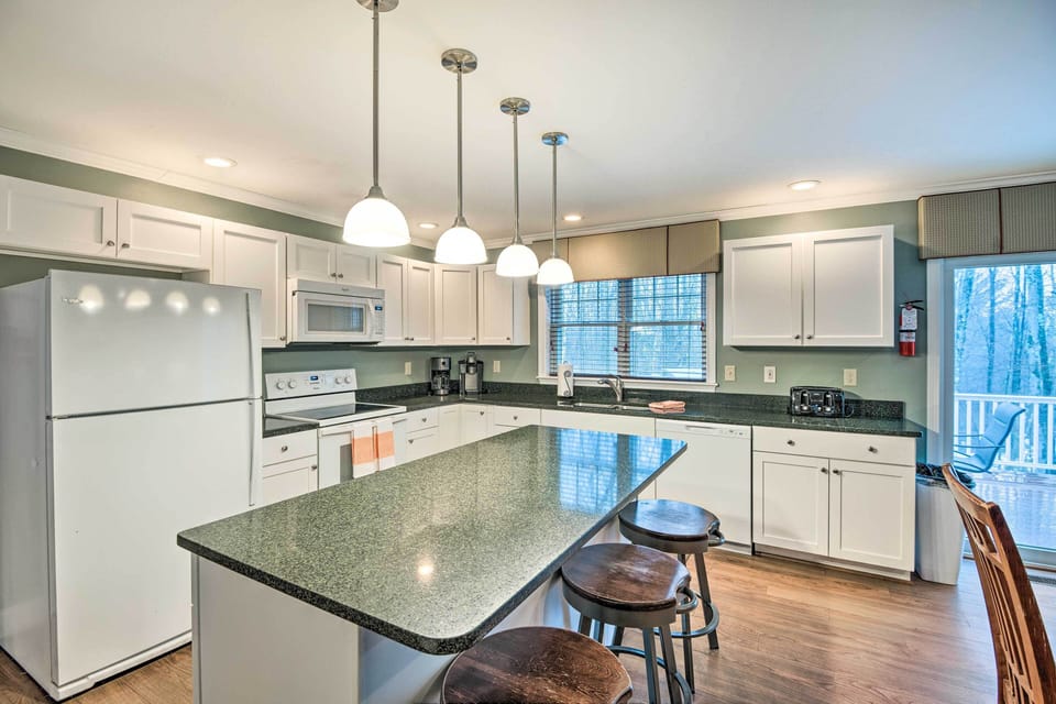 Kitchen | Fully Equipped | 1st Floor | Cooking Basics