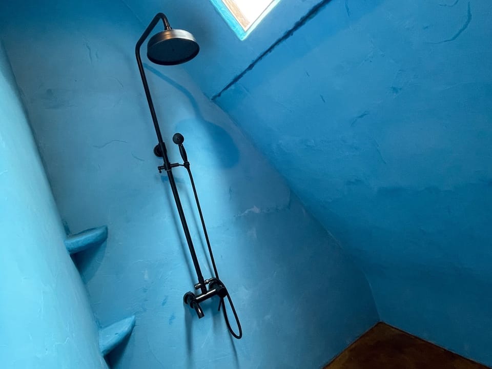 Shower with a view of the sky