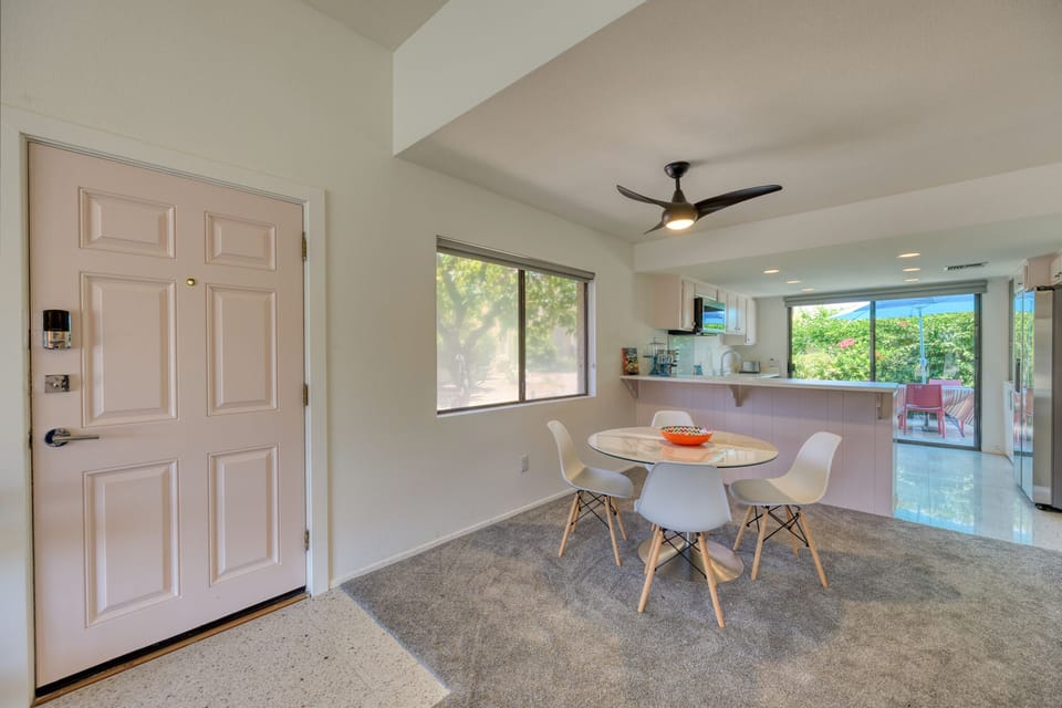 K0146 - Dining Area