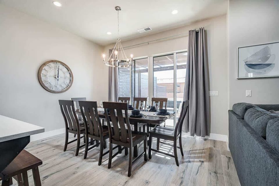 Wonderful dining area with table seating for 6 and patio access
