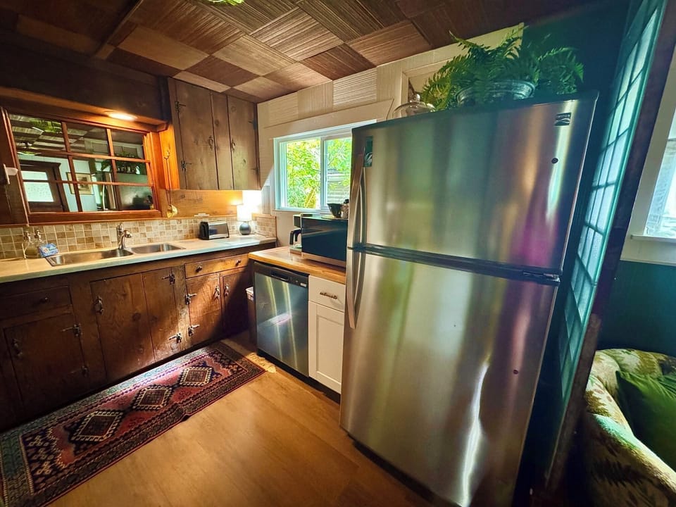 Fully equipped kitchen ready for making meals