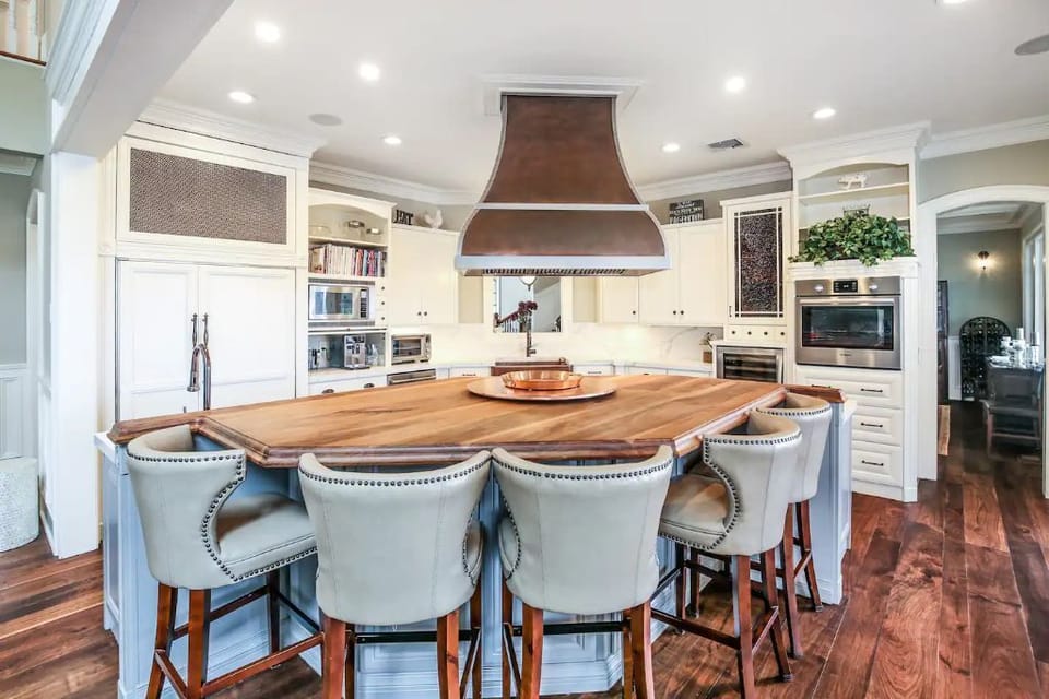 Gourmet Kitchen