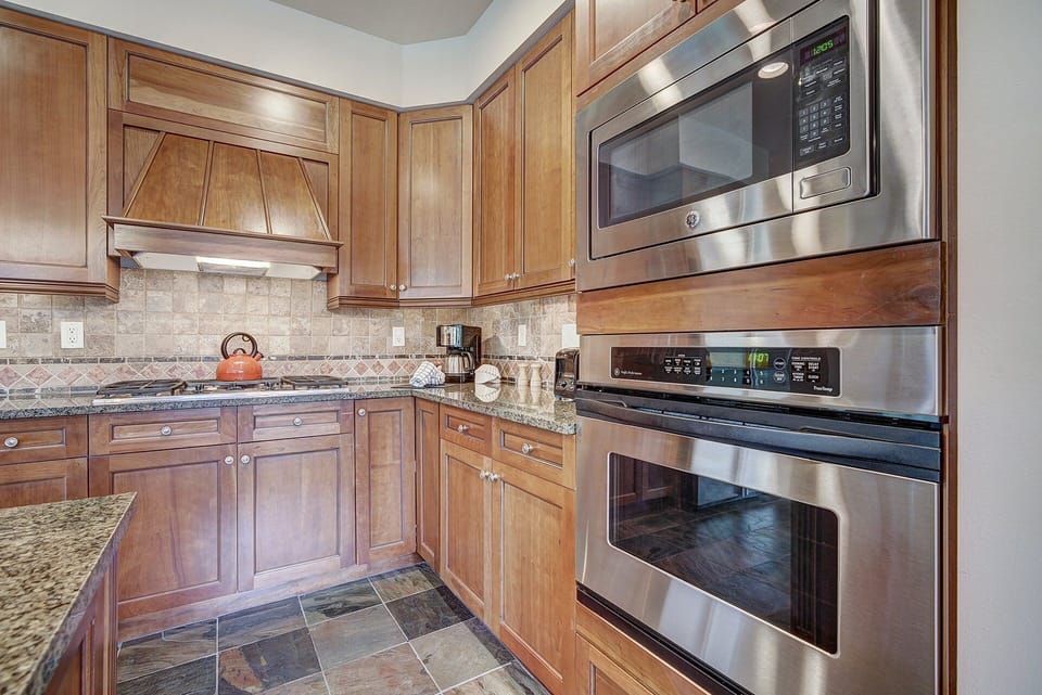 Room, Indoors, Kitchen, Oven, Flooring
