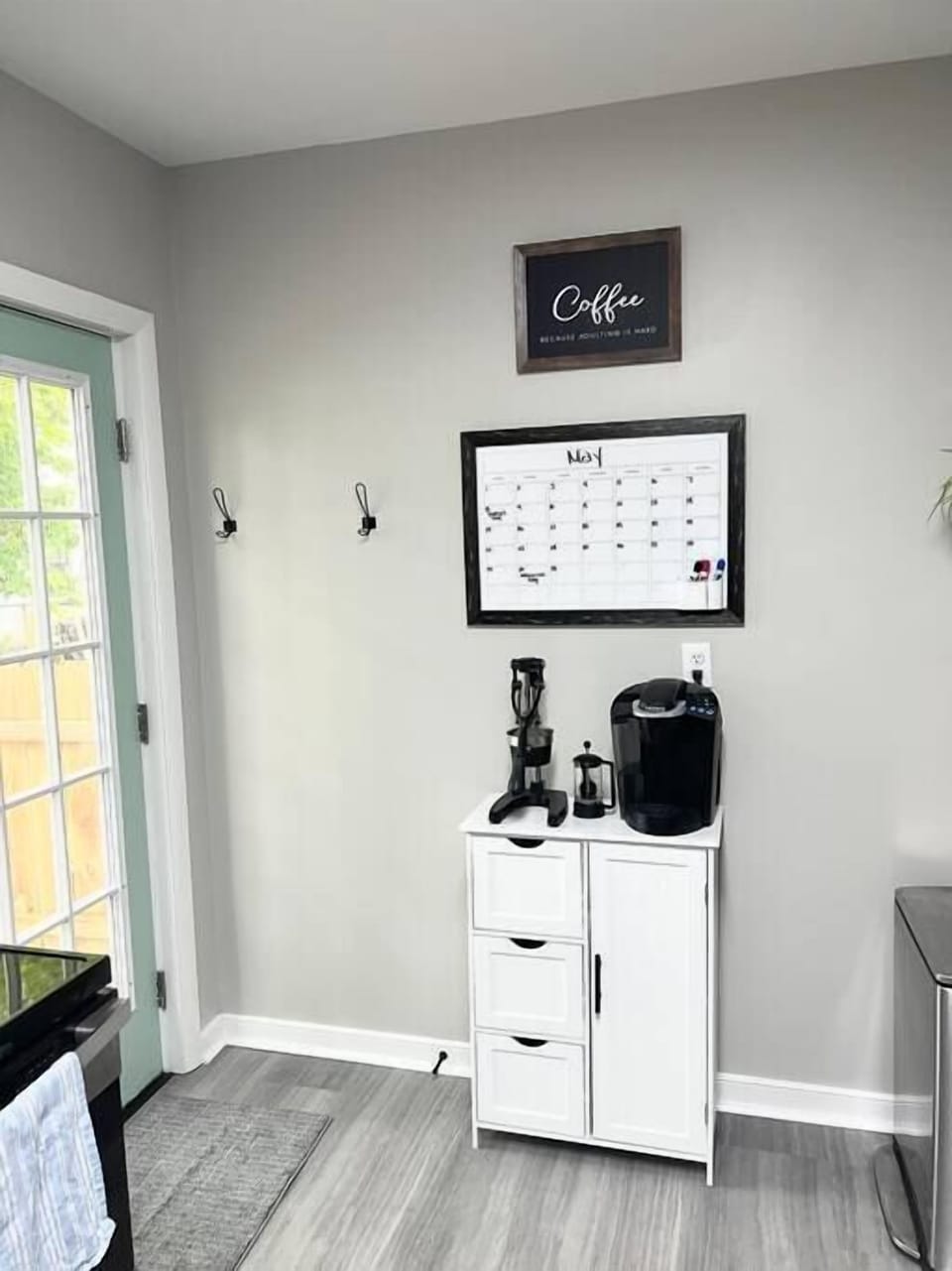 Coffee bar- now with updated Keurig duo for brewing full pot or single cups!