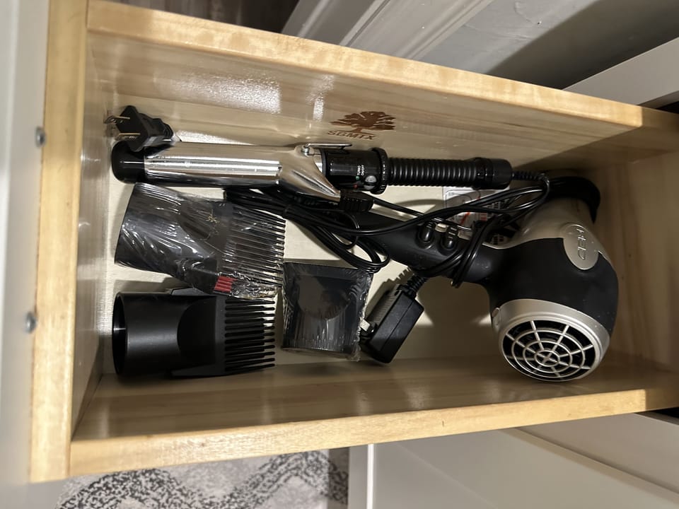Bathroom amenities