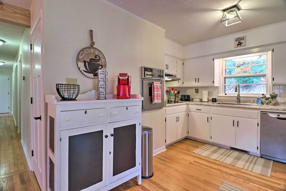 Kitchen | Coffee Maker | Toaster | Cooking Basics