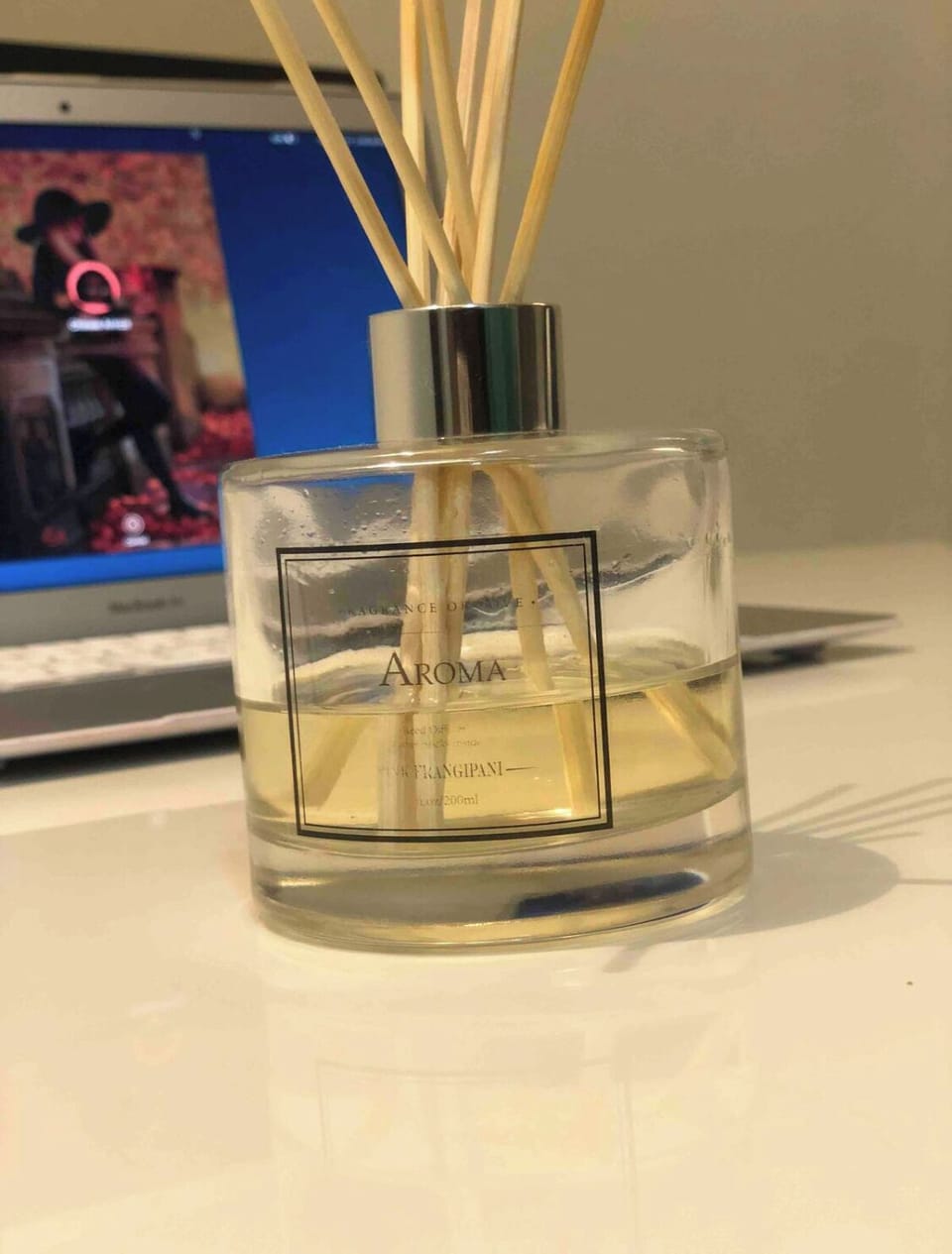 DIFFUSSERS