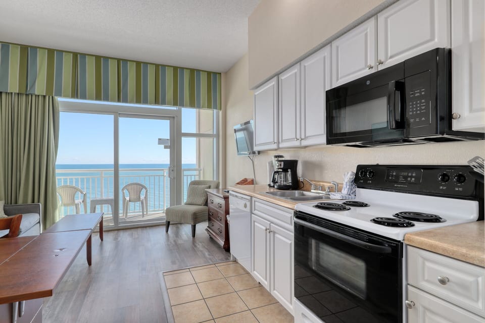 Full size kitchen appliances