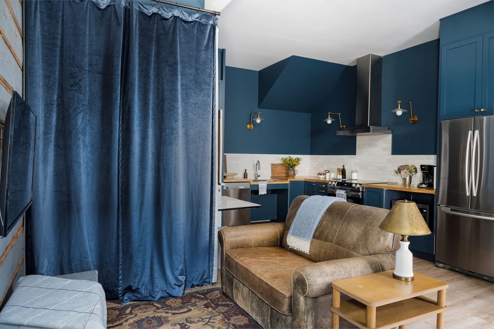 1 North Barn Burner Living Kitchen