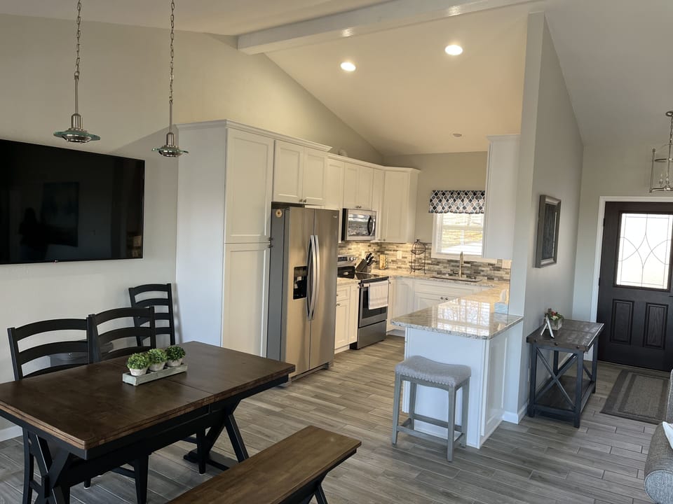 Kitchen and dining area