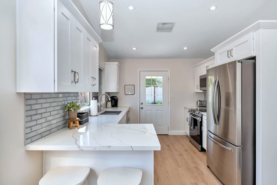 Full Kitchen